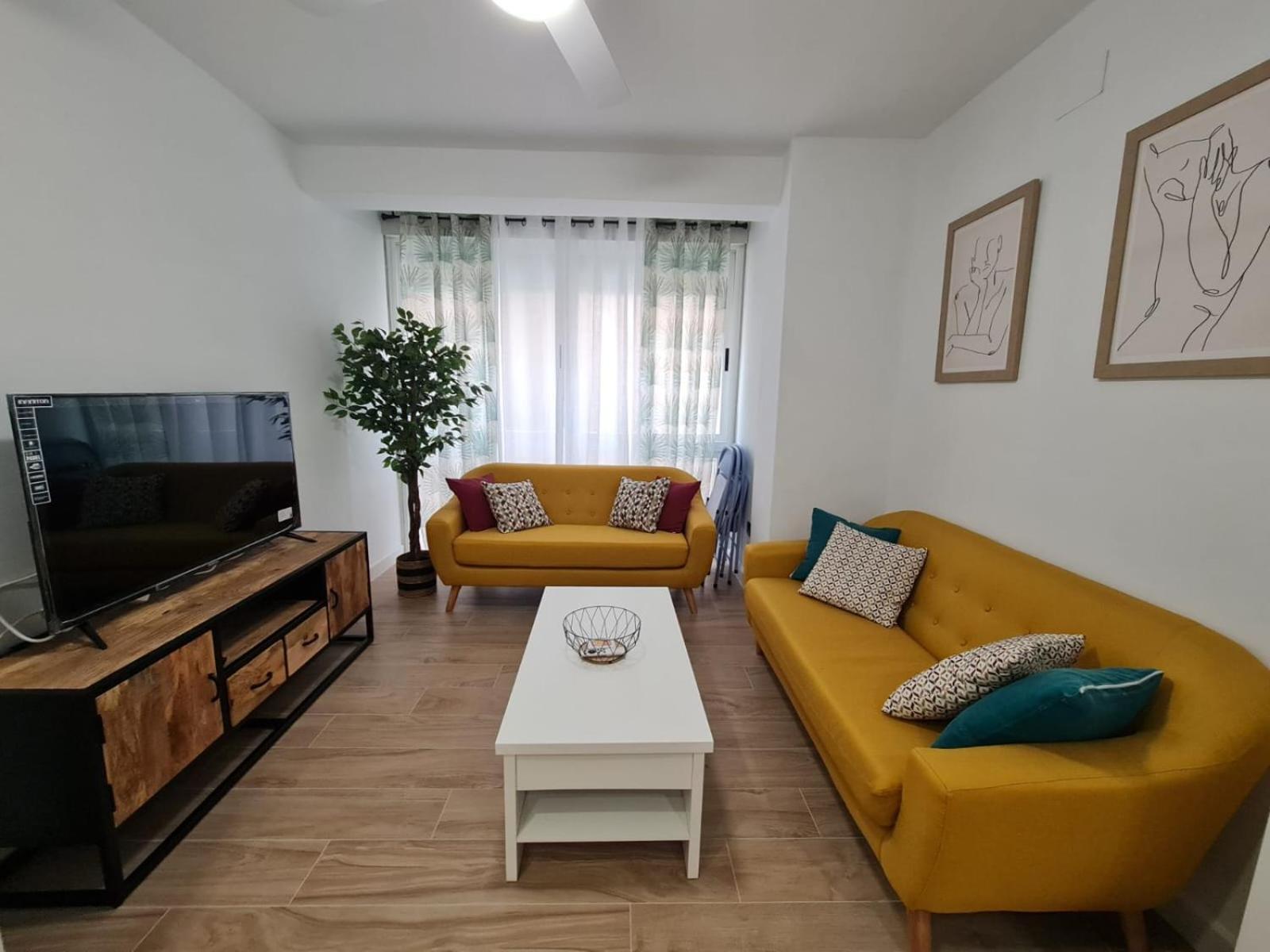 Tuguest Avenida Madrid Lägenhet Granada Exteriör bild
