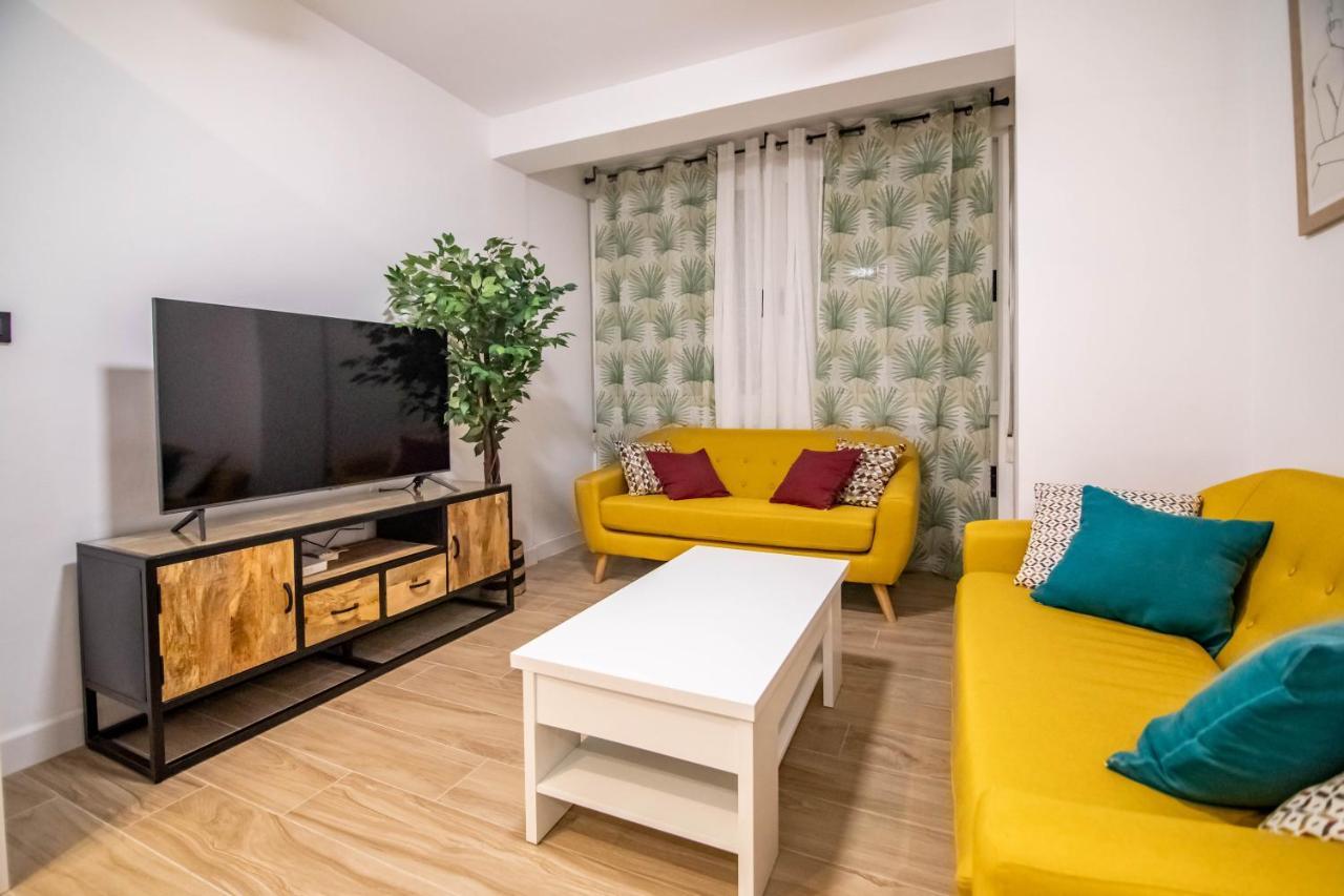 Tuguest Avenida Madrid Lägenhet Granada Exteriör bild