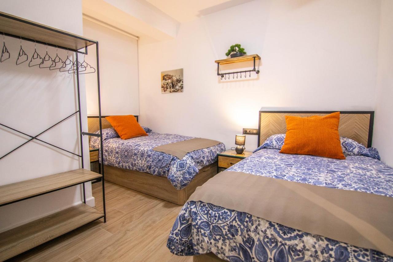 Tuguest Avenida Madrid Lägenhet Granada Exteriör bild