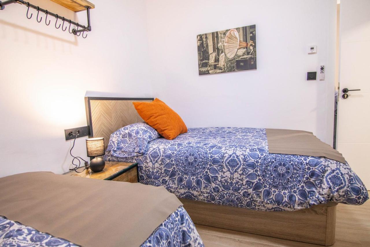 Tuguest Avenida Madrid Lägenhet Granada Exteriör bild
